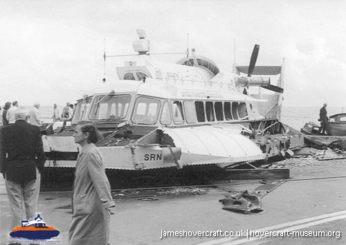 SRN6 accidents -   (The <a href='http://www.hovercraft-museum.org/' target='_blank'>Hovercraft Museum Trust</a>).